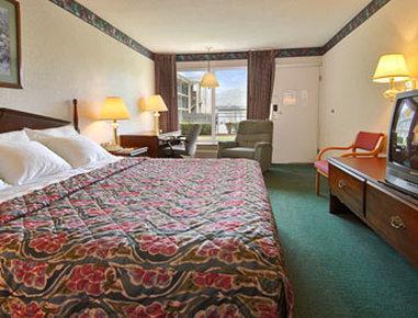 Hotel Days By Wyndham - Tennessee State Line 2*