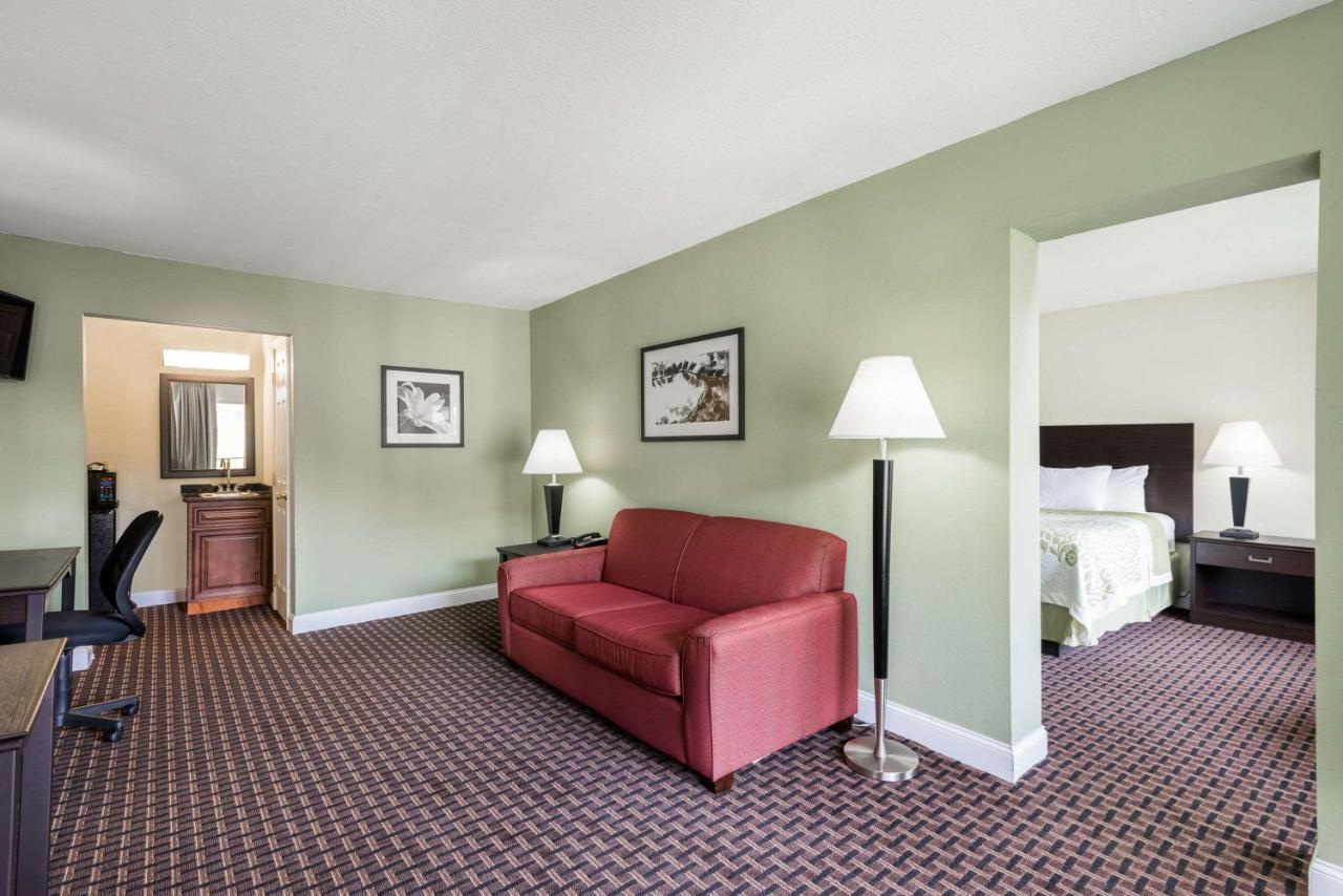 Hotel Days By Wyndham - Tennessee State Line