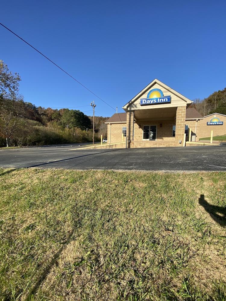 Days By Wyndham - Tennessee State Line Hotel Jellico