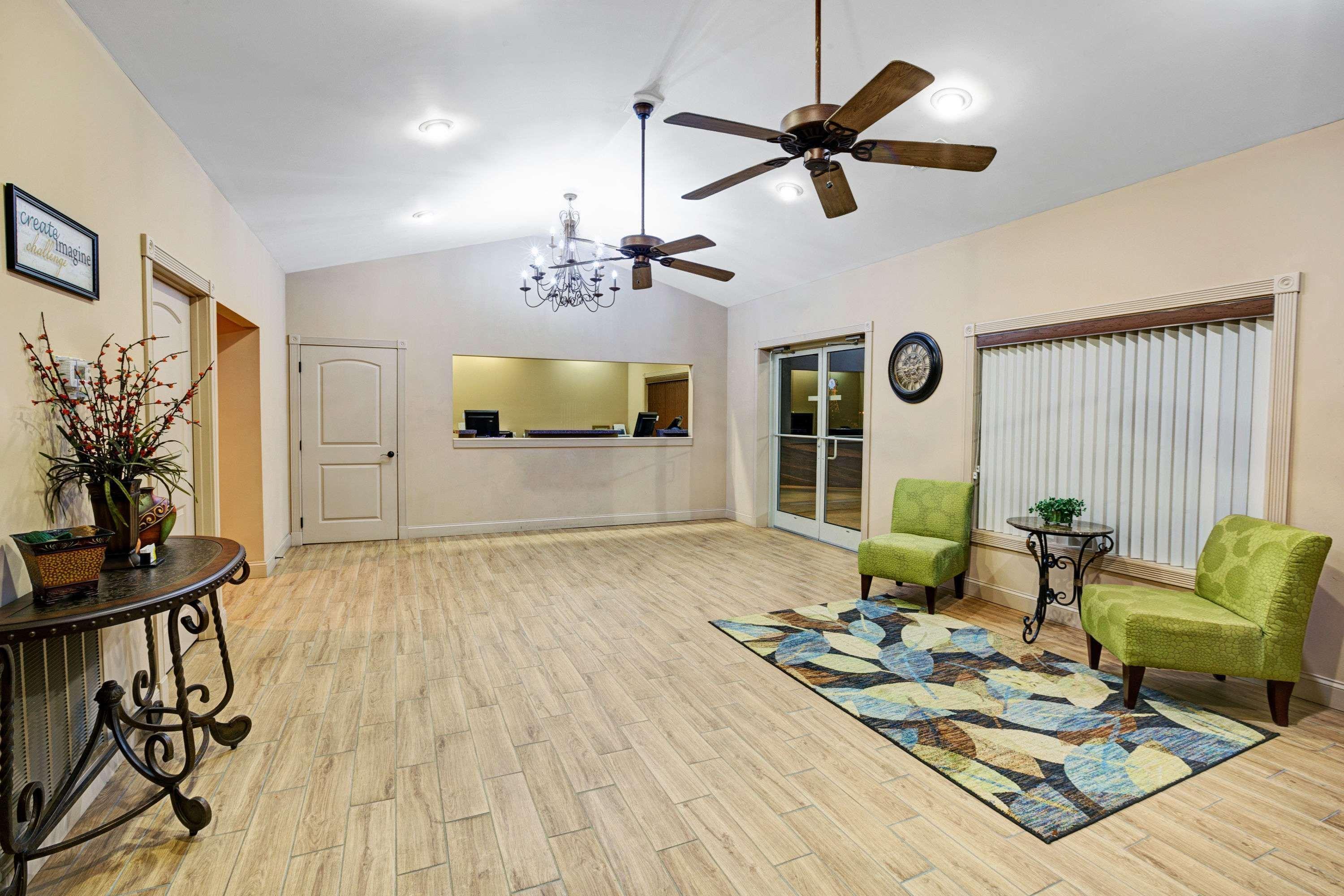 Hotel Days By Wyndham - Tennessee State Line 2*