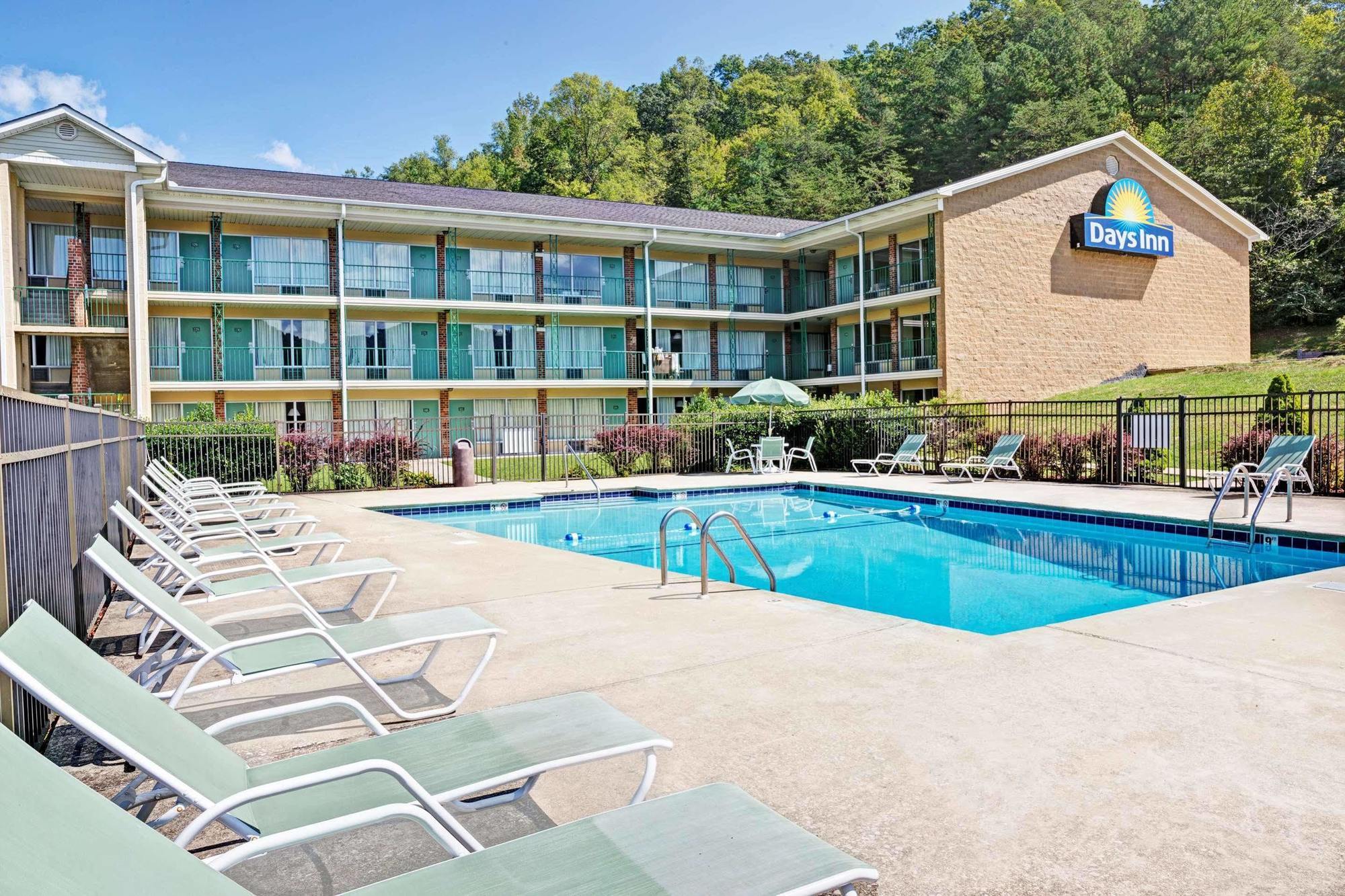 Days By Wyndham - Tennessee State Line 2* Jellico